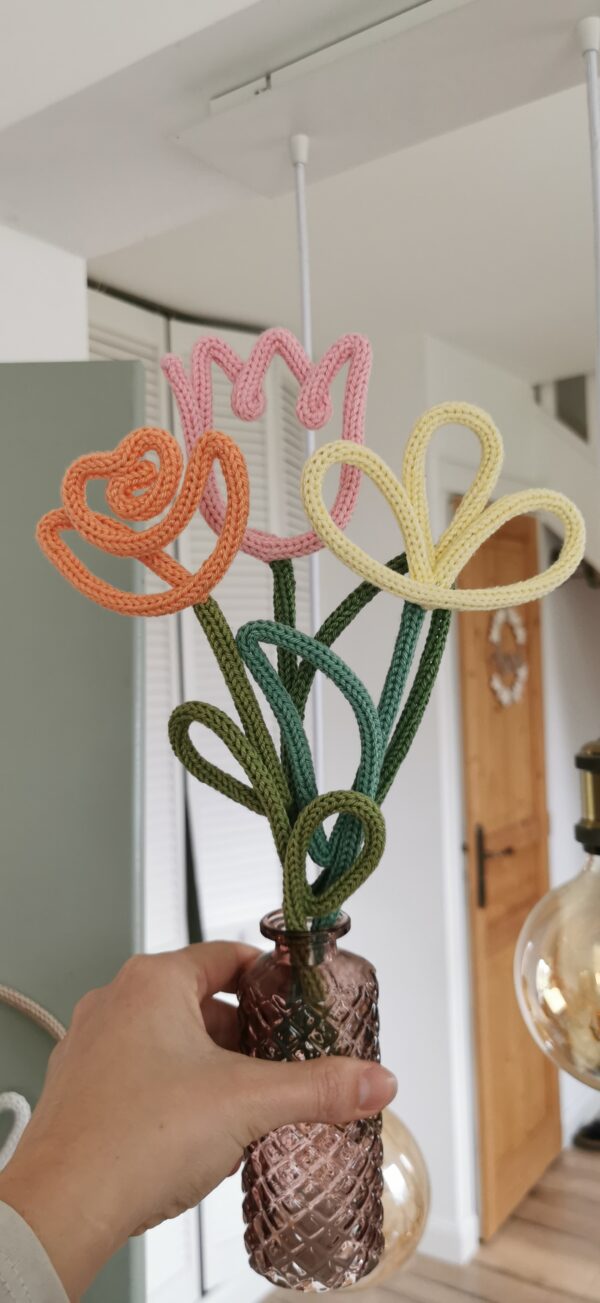 la grande fleur en tricotin